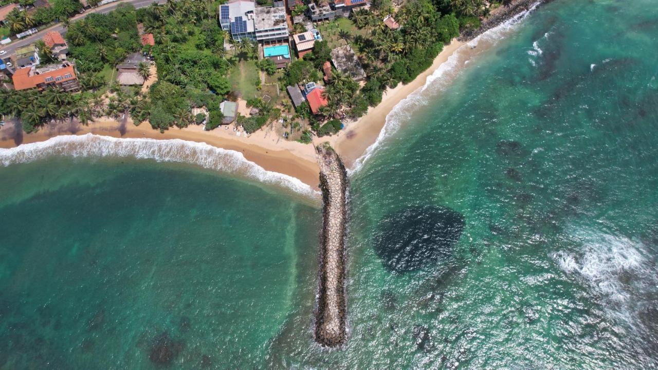Turtle Bay Beach Resort Мірісса Екстер'єр фото
