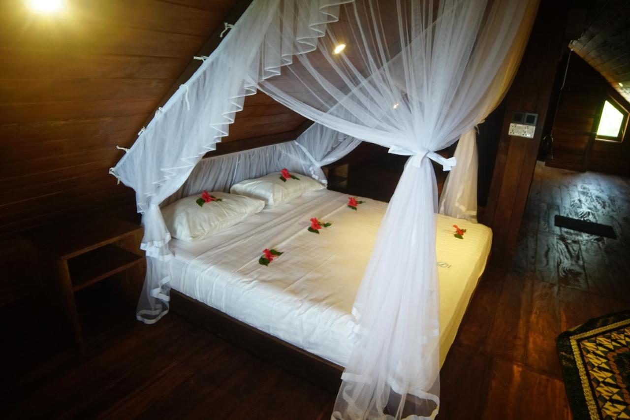 Turtle Bay Beach Resort Мірісса Екстер'єр фото