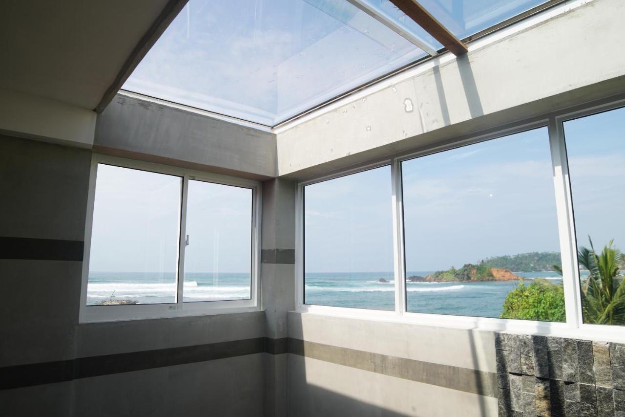 Turtle Bay Beach Resort Мірісса Екстер'єр фото